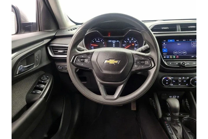 $18998 : Chevrolet Trailblazer 2023 L image 10