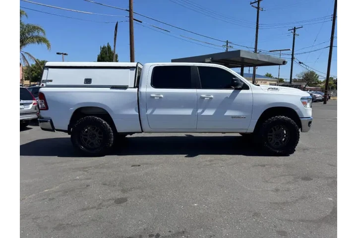 $23998 : 2022 RAM 1500 Big Horn image 9