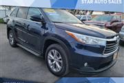 $18599 : 2015 Highlander XLE thumbnail