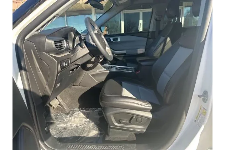 $26995 : Ford Explorer 2023 XLT 4dr S image 7