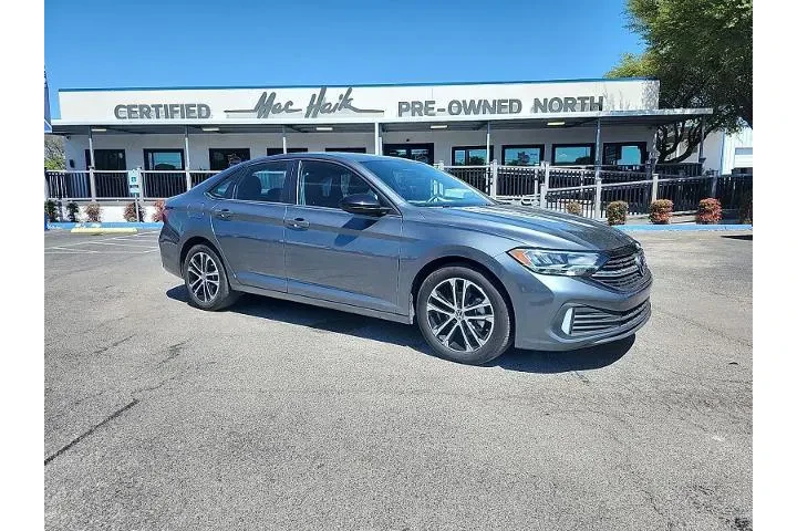 $20496 : Volkswagen Jetta 2024 Sport image 1