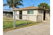 $1200 : Remodeled and features 2 bedro thumbnail