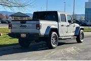$26995 : Jeep Gladiator 2020 4x4 Spor thumbnail