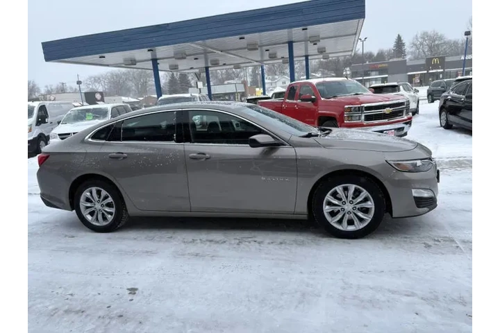 $17990 : 2023 Malibu LT image 6