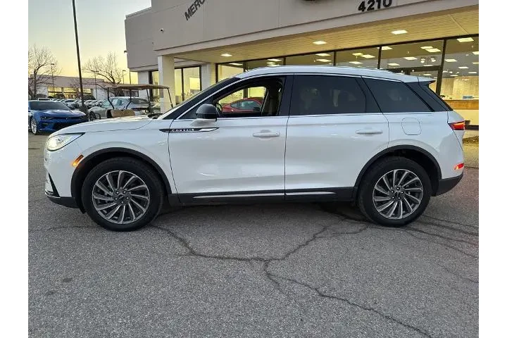 $37000 : Lincoln Corsair 2023 AWD Res image 6