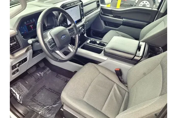 $38888 : Ford F-150 2024 4x4 XLT 4dr image 10