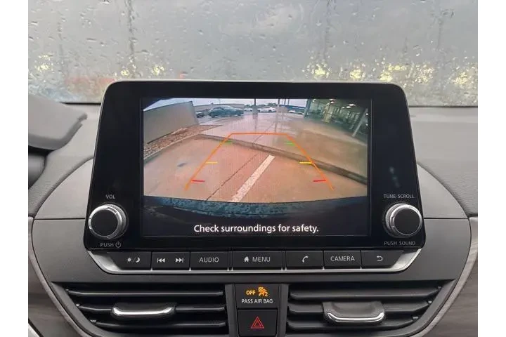 $19999 : Nissan Altima 2024 2.5 SV 4d image 9