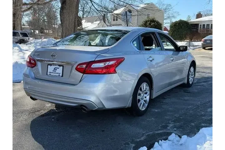 $14995 : Nissan Altima 2016 2.5 S 4dr image 8