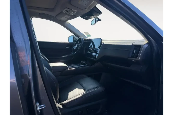 $35000 : Nissan Pathfinder 2024 Plati image 4