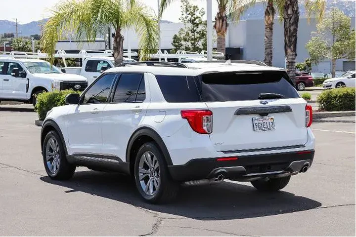 $29995 : Ford Explorer 2023 XLT 4dr S image 6