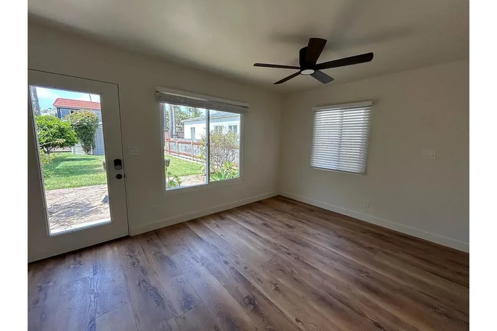 $1000 : Amplio 1 dormitorio image 2