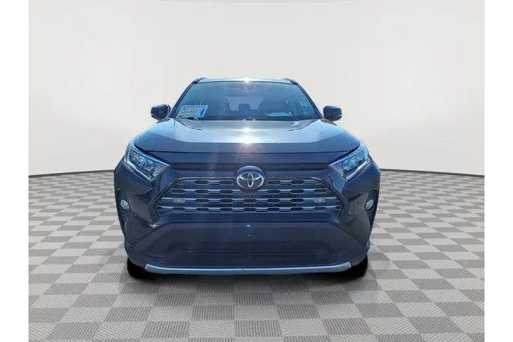 $21791 : Toyota RAV4 2020 Limited 4dr image 2