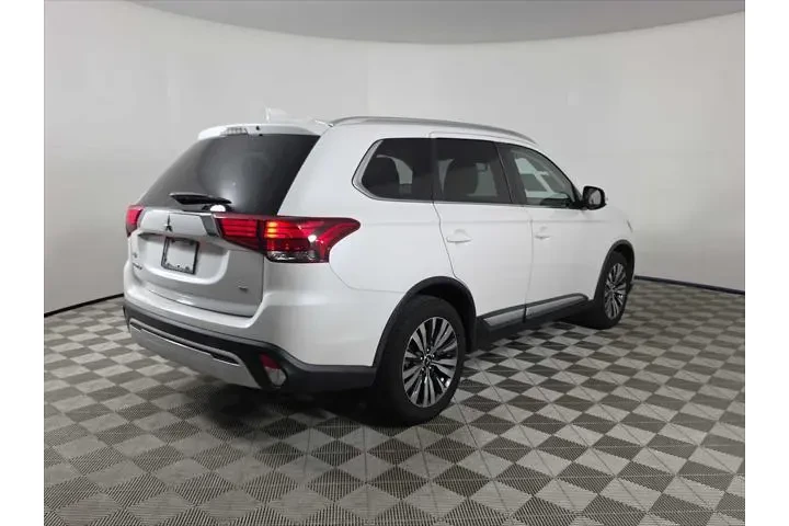 $14775 : Mitsubishi Outlander 2020 image 8
