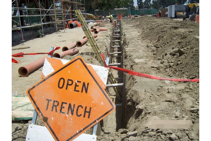 DRENAJES DE LA CALLE!! image 2