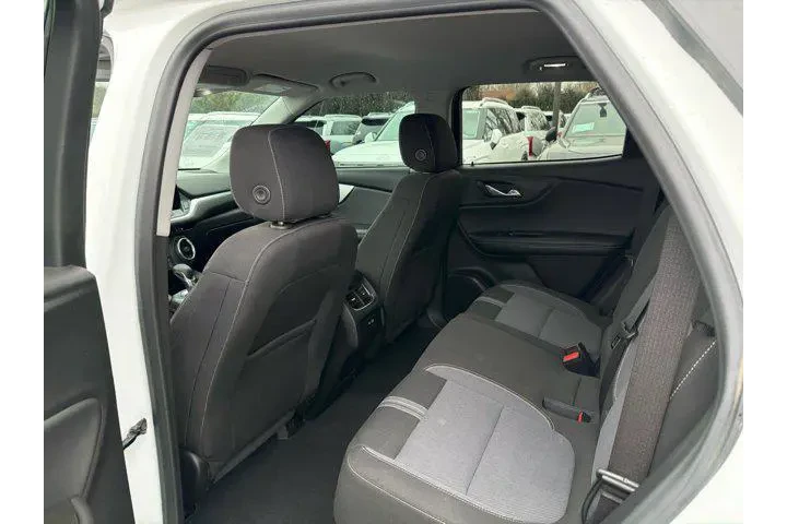 $28000 : Chevrolet Blazer 2023 AWD LT image 6