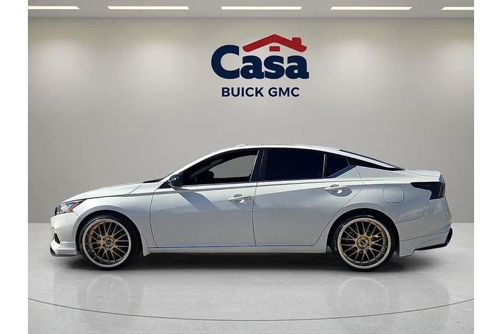 $18992 : Nissan Altima 2022 2.5 SR 4d image 5