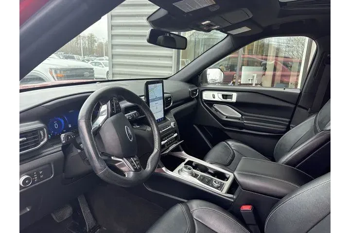 $30113 : Ford Explorer 2020 AWD ST 4d image 5