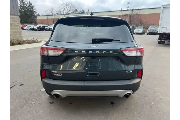 $19938 : Ford Escape 2022 AWD SE 4dr image 6