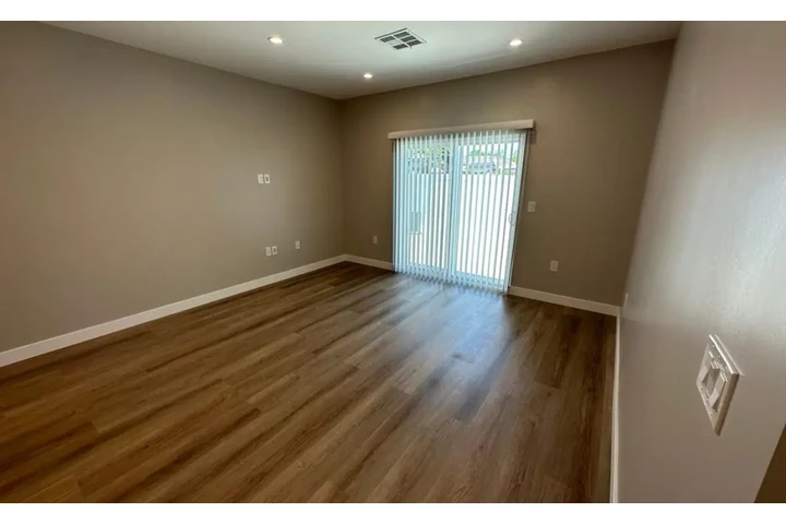 $3800 : House for pet and family ❤️ image 4