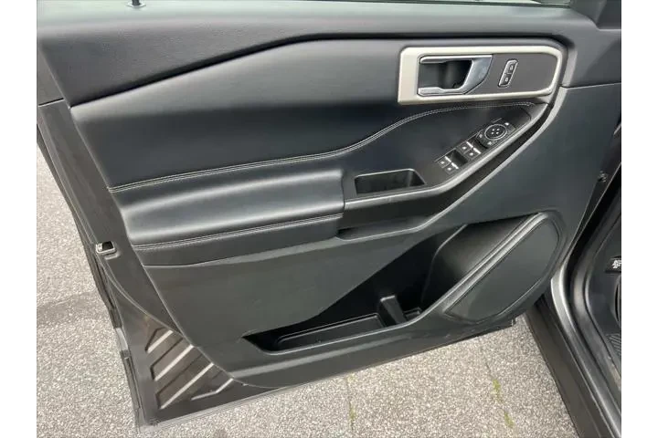 $19097 : Ford Explorer 2020 XLT 4dr S image 10