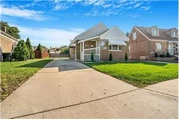 $1350 : Rental property with 2 bedro thumbnail