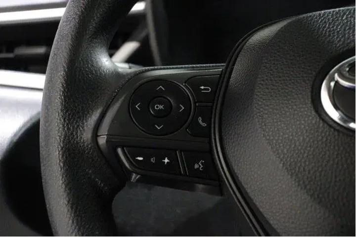 $17998 : Toyota Corolla 2021 LE 4dr S image 9