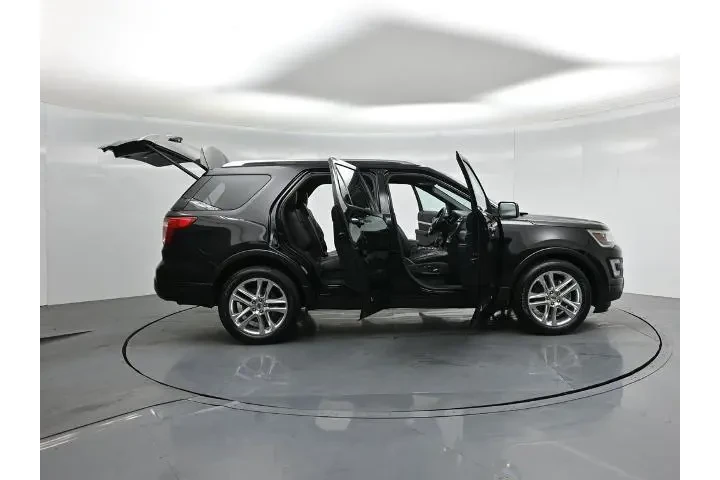 $18298 : Ford Explorer 2017 XLT 4dr S image 5