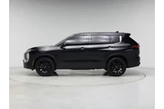 $24998 : Mitsubishi Outlander 2023 SE thumbnail