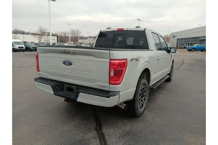 $40000 : Ford F-150 2023 4x4 XLT 4dr image 7