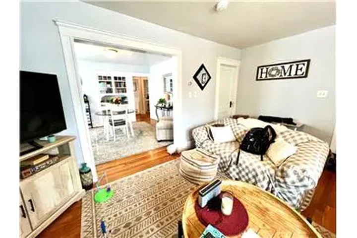 $3100 : Rental property with 2 bedro image 4