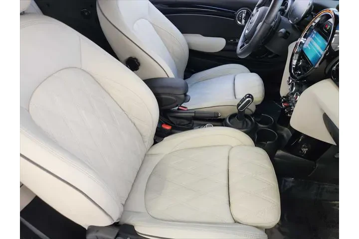 $32991 : MINI Convertible 2024 Cooper image 10