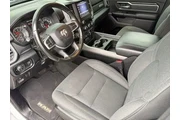 $27999 : Ram 1500 2021 4x4 Big Horn 4 thumbnail