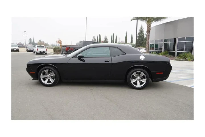 $13984 : 2016 Challenger SXT image 9