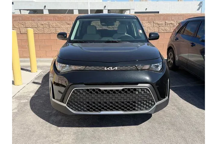 $19988 : Kia Soul 2023 LX 4dr Crossov image 6