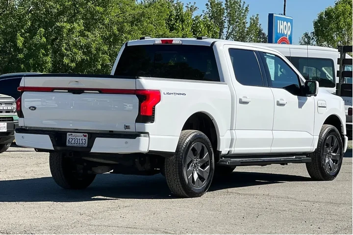 $40000 : Ford F-150 Lightning 2023 AW image 4