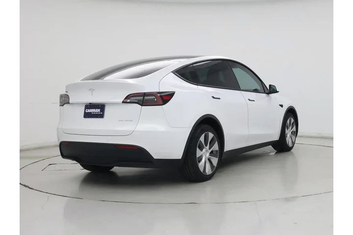 $26998 : Tesla Model Y 2022 AWD Long image 8