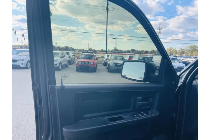 $12850 : 2018 RAM 1500 Tradesman image 10