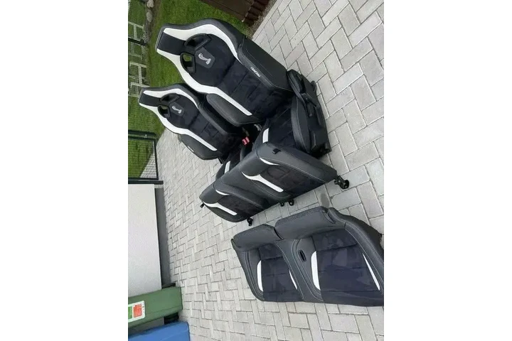 $2500 : 2015+ Mustang Recaro seats image 7