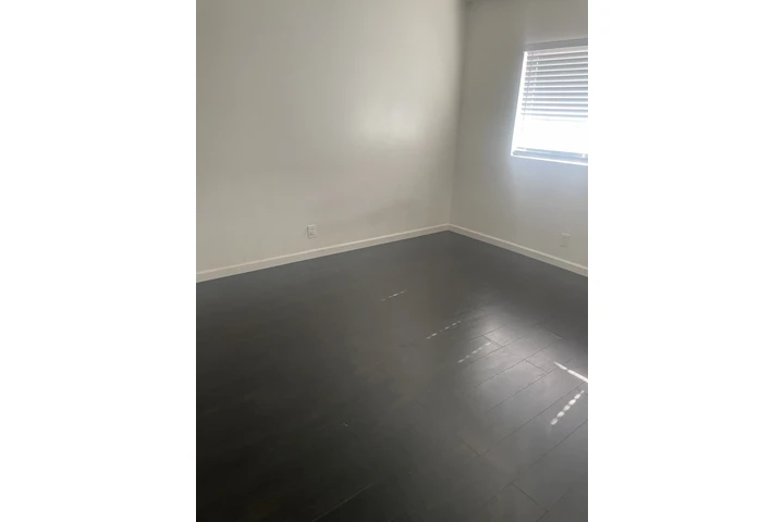 $2400 : Super amplio 2 recamaras 1 B image 6