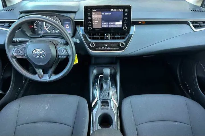 $18094 : Toyota Corolla 2020 LE 4dr S image 5