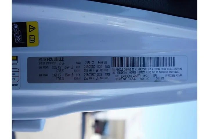 $21642 : Jeep Wrangler Unlimited 2020 image 4