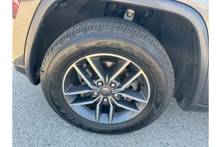 $19990 : Jeep Grand Cherokee 2020 4x4 image 7