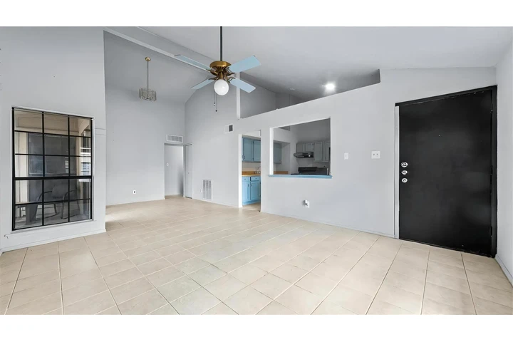 $2050 : casa de renta image 4