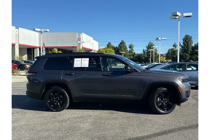 $29293 : Jeep Grand Cherokee L 2023 4 image 3