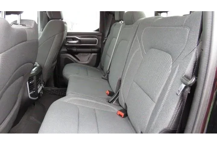 $33879 : Ram 1500 2022 4x4 Big Horn 4 image 6