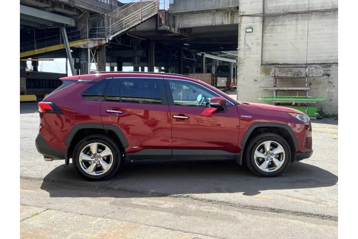 $33988 : 2020 RAV4 Hybrid Limited image 8