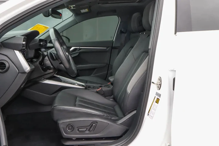 $24788 : 2023 A3 Premium 40 TFSI image 7