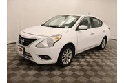 Nissan Versa 2017 1.6 SV 4dr