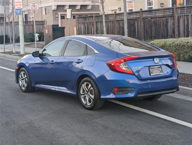 $16988 : 2018 Civic Sedan LX image 8