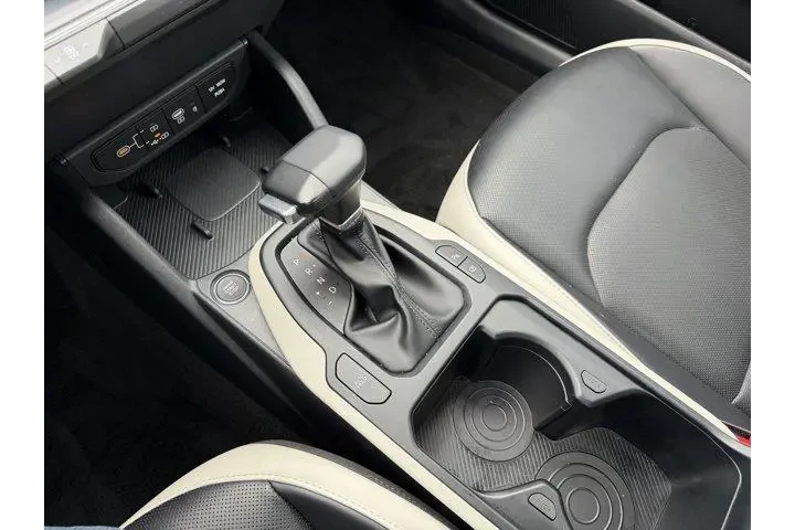 $26499 : Kia K4 2025 GT-Line Turbo 4d image 6